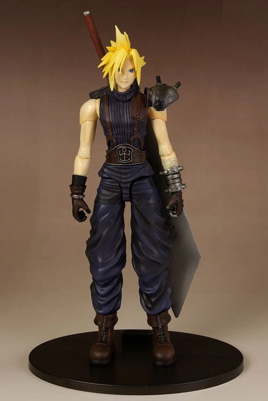 Final Fantasy VII - Play Arts: Cloud Strife Event Souvenir Museum Standard