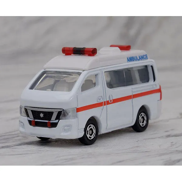 Themed Background Toy Sculpture Tomica - No.18 Nissan NV 350 Caravan Ambulance