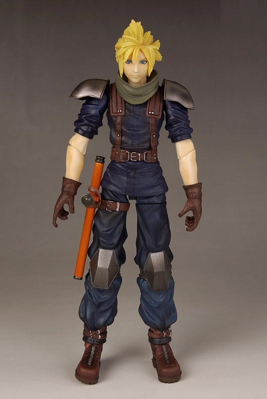 Crisis Core: Final Fantasy VII - Play Arts: Cloud Strife Collectible Creation